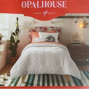 Opalhouse full queen comforter white tufted diamond htf